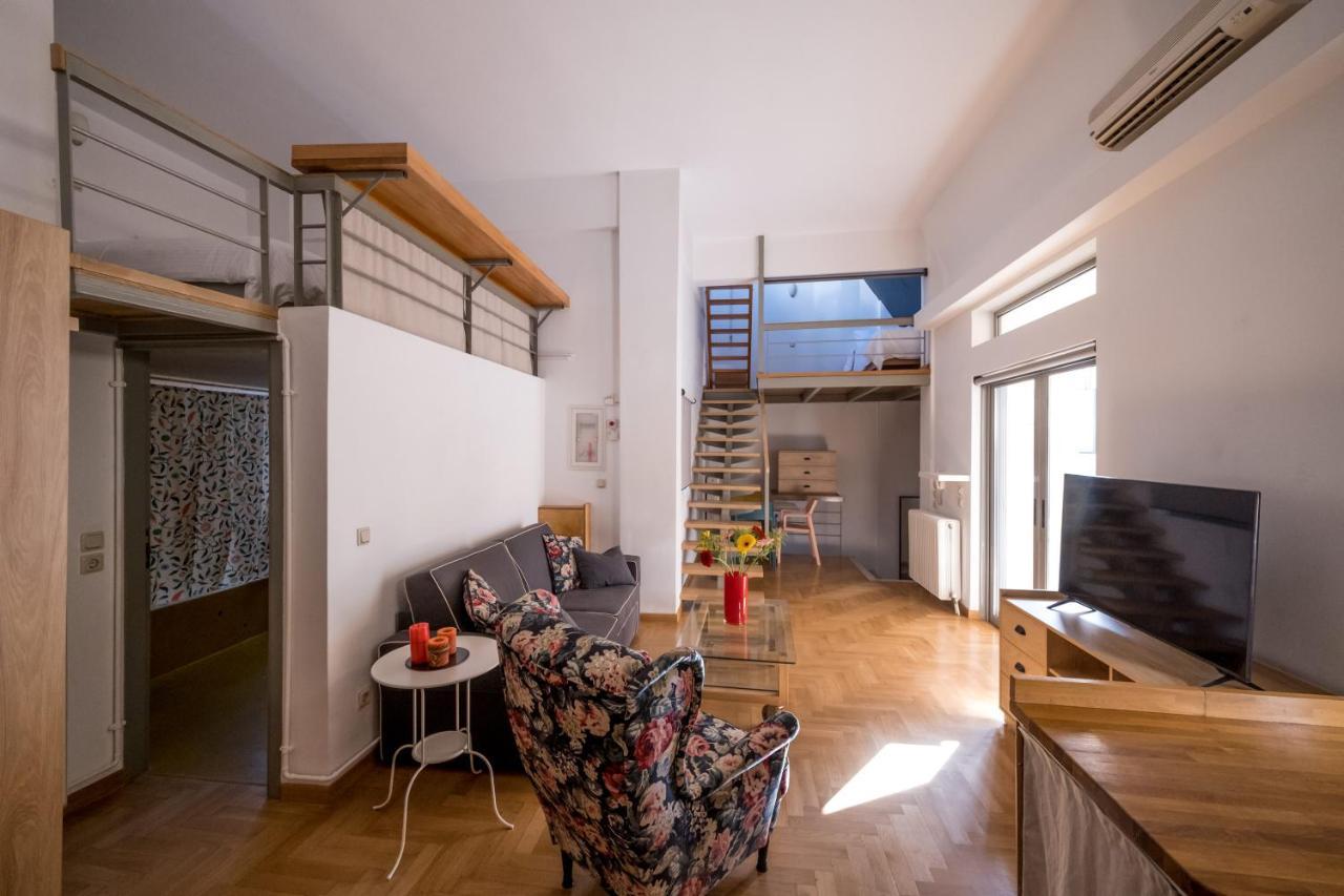Thisio Loft Атина Екстериор снимка