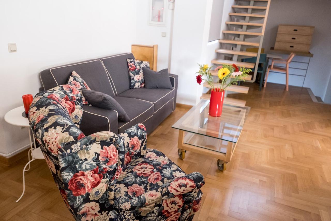Thisio Loft Атина Екстериор снимка