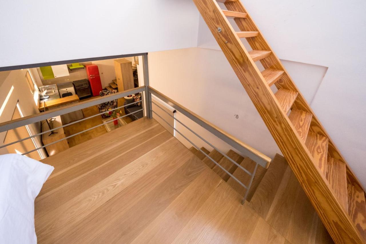 Thisio Loft Атина Екстериор снимка