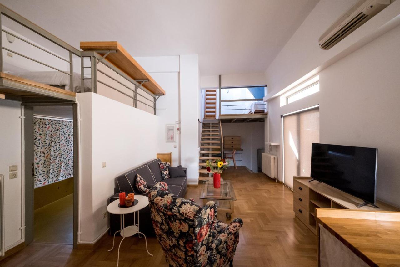 Thisio Loft Атина Екстериор снимка