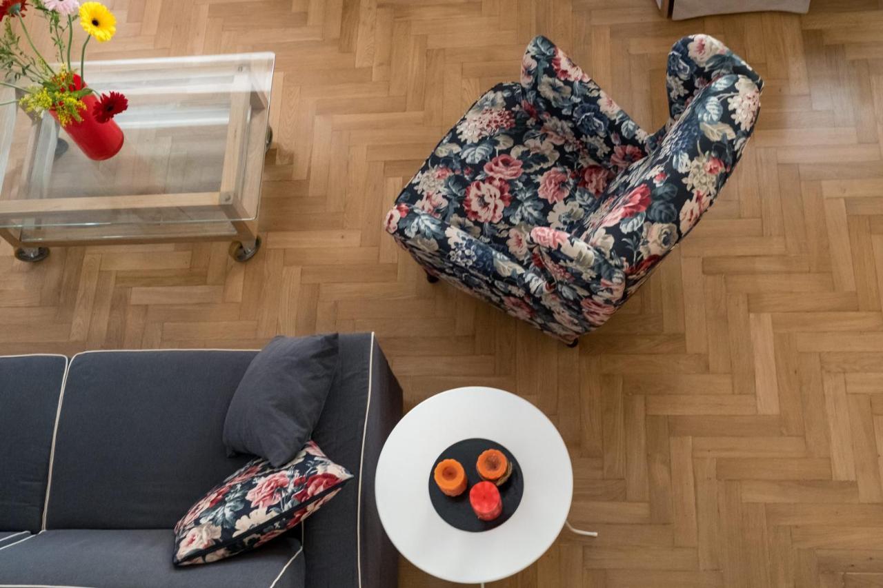 Thisio Loft Атина Екстериор снимка