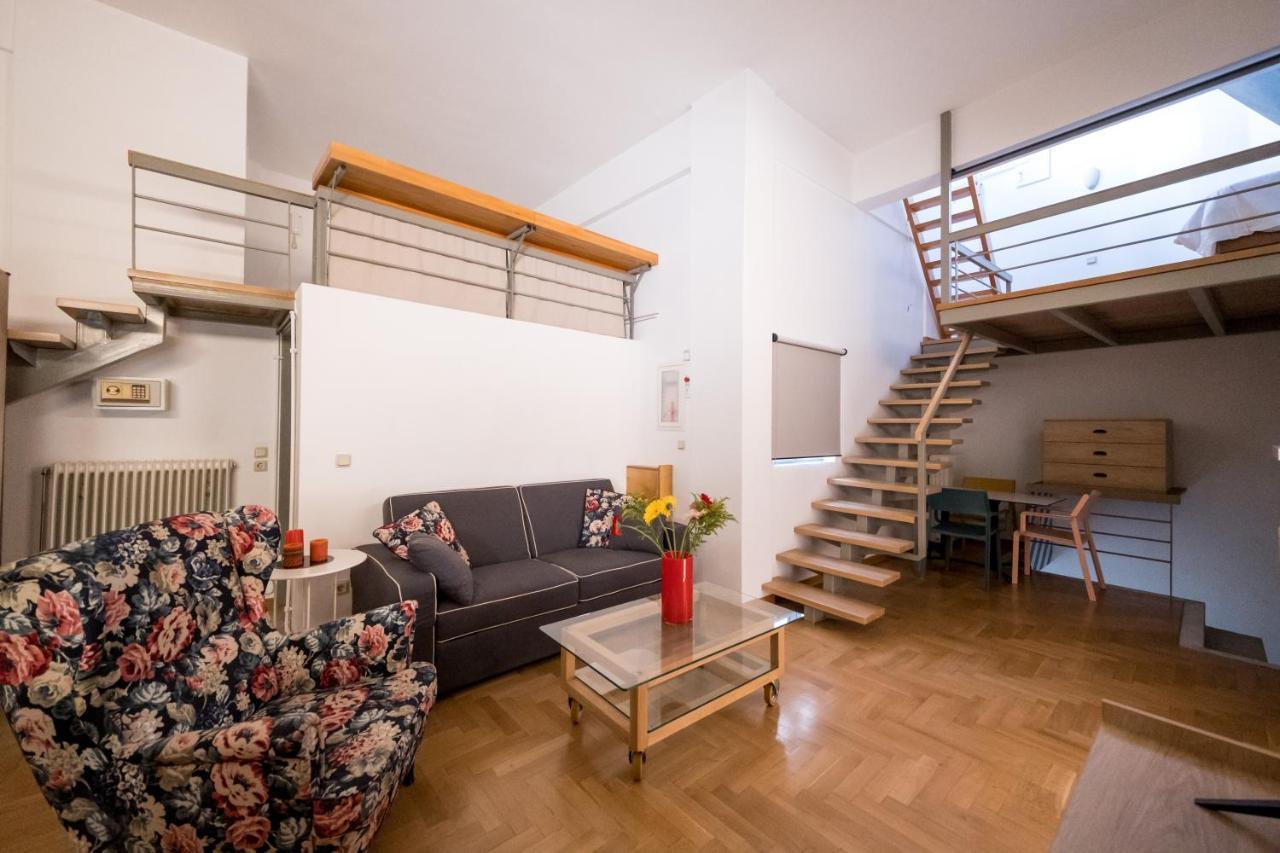 Thisio Loft Атина Екстериор снимка