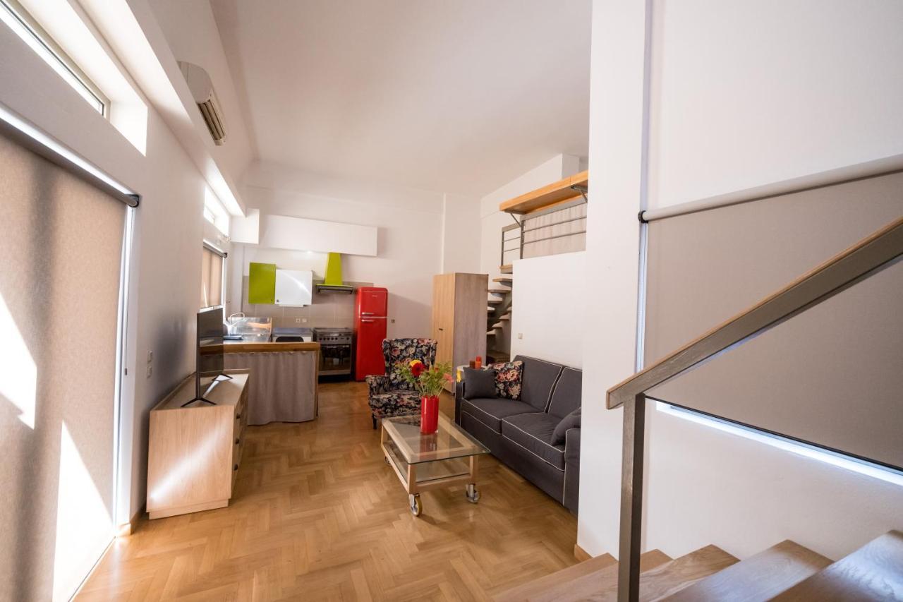 Thisio Loft Атина Екстериор снимка