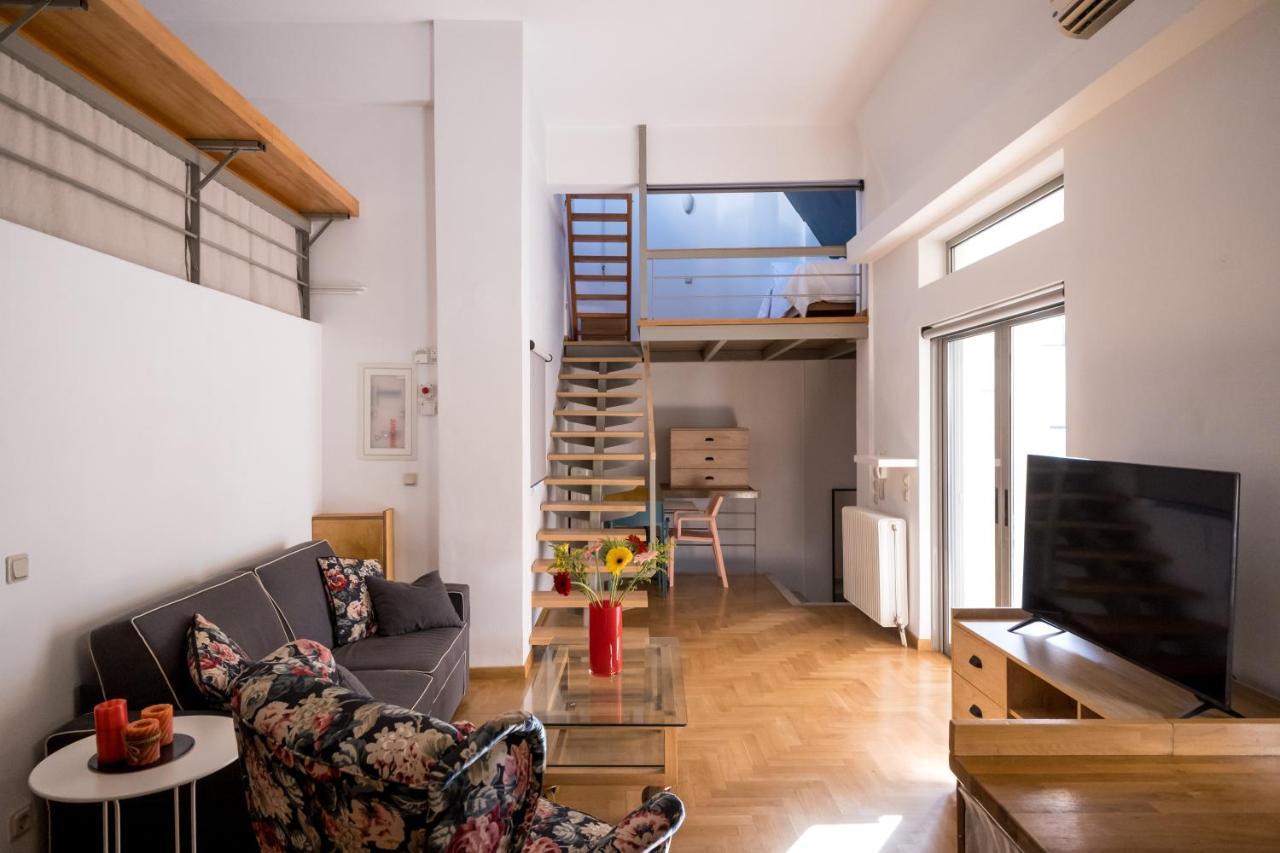 Thisio Loft Атина Екстериор снимка