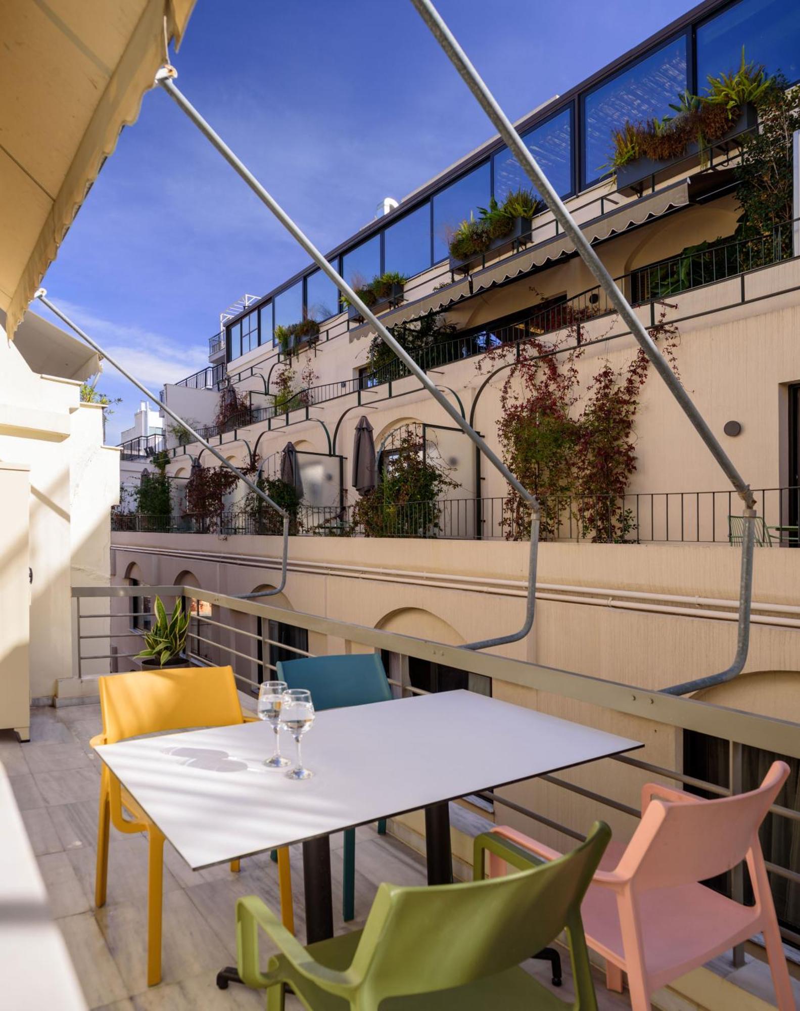 Thisio Loft Атина Екстериор снимка